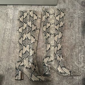 Sam Edelman Hai Snake print boots
